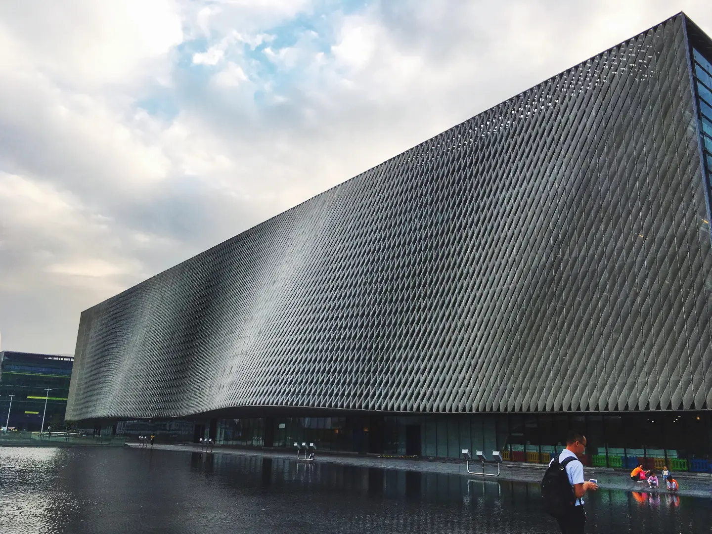 Kinetik ve Hareketli Cepheler